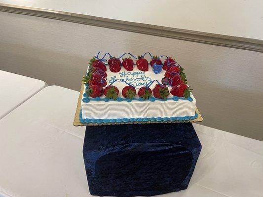 Ordered this cake for Father's Day Dinner. Strawberry filling with whipped cream icing