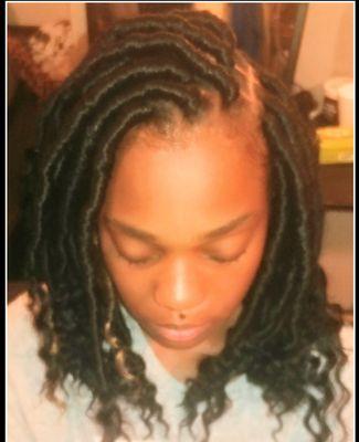 Short jumbofaux locs