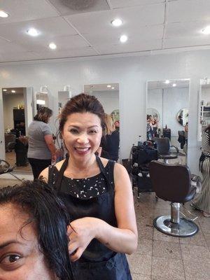 Kimberly is the best stylist... Gives the best massage and facials,