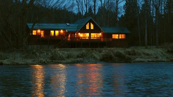 Edgewater Lodge on the Wenatchee River near Leavenworth, WA