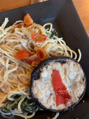 Portabella mushroom with linguini