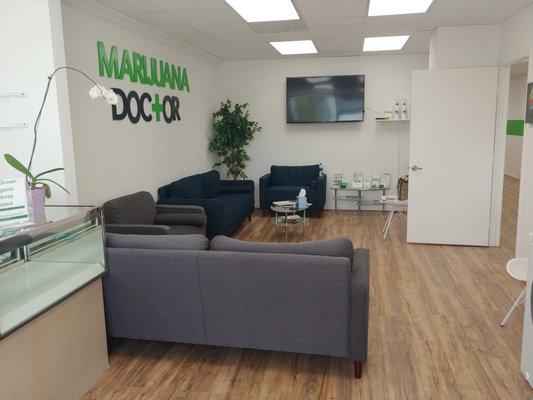 Marijuana Doctor Lake Worth clinic patient waiting area