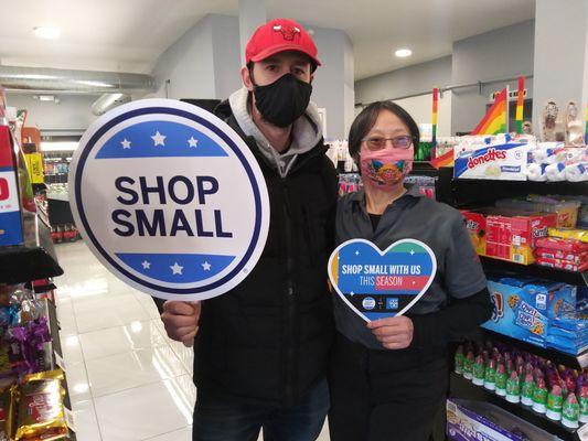 Rogers Park Chamber of Commerce Administrator Trudy Leong with business owner at Ideal Mart (Clark Street), on Shop Small Saturday.