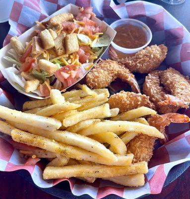 Coconut shrimp with fries and side salad