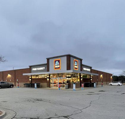 Aldi Storefront