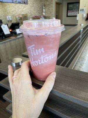 Red Velvet Cold Brew! Wonderful and friendly staff! I couldn't make up my mind and were super helpful and patient with me.