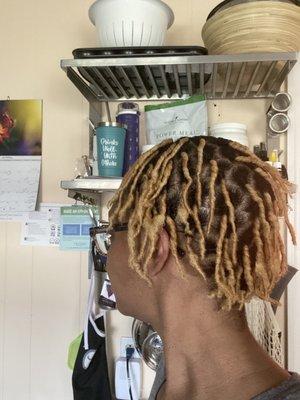 Side view of retwist