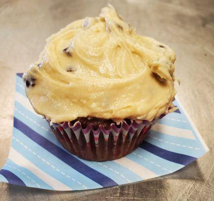 Chocolate chip cookie dough cupcake Now that's a mouthful