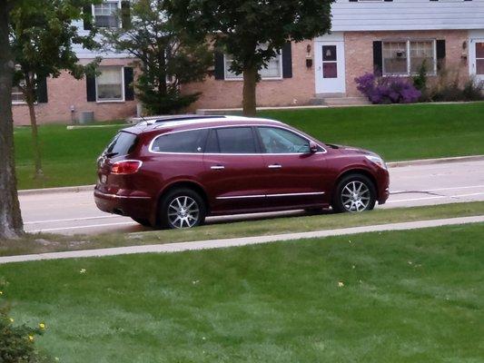 Gorgeous 2015 Leather Buick Enclave