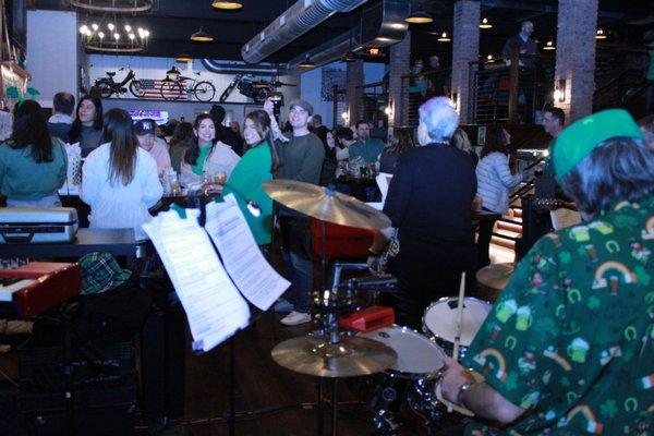 And a Happy St. Patrick's was had by all! The Darla Hood Band at Five Dimes 3/17/2023