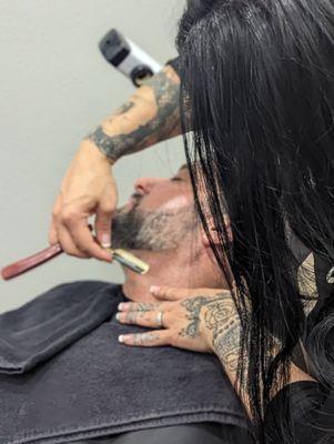 Nikole | Service | Hot towel shaves | Razor eyebrows | Men's salon in Albuquerque, NM