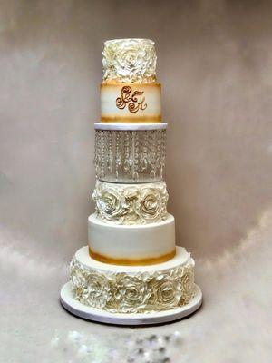 Statement Wedding Cake