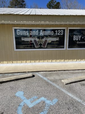 Guns and Ammo 123