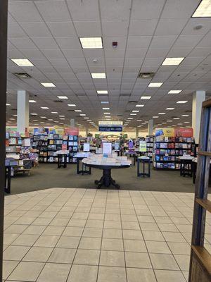 Barnes & Noble Booksellers