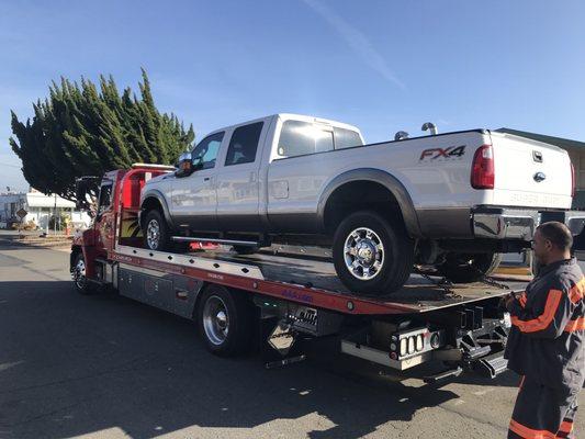 Dead again!  Stone Chevrolets Lipstick on a pig truck the sold me!! What a Lemon