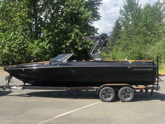 2018 Supreme S238 Wake Boat