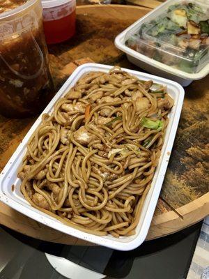 Chicken Lo Mein