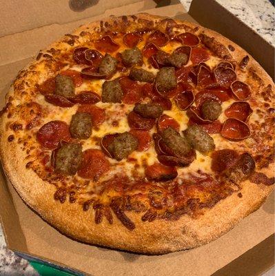 Old world pepperoni & Italian sausage (original crust with garlic topping)