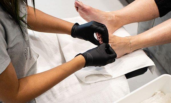 Soakless pedicures are safer and provide a longer-lasting result