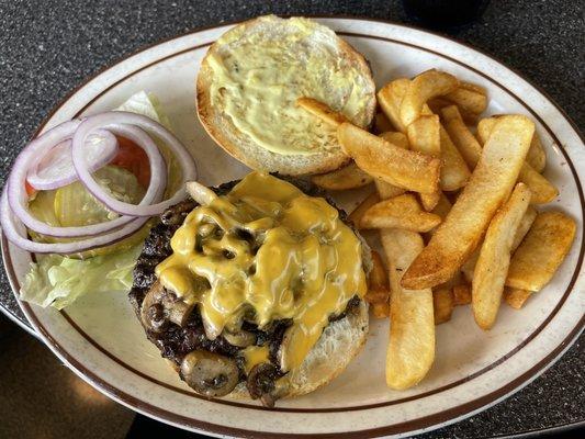 Rock N' Roller burger with fries :)