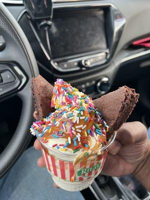 Salted Fudge Brownie Sundae w/ sprinkles