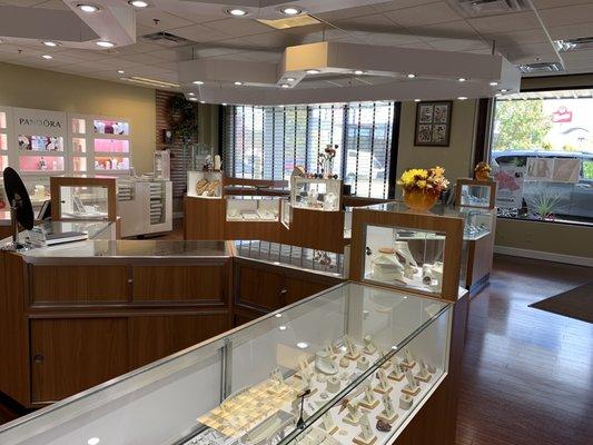 Calvin Broyles Jewelers