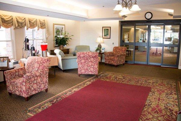 Robin Run Village Senior Living | Lobby