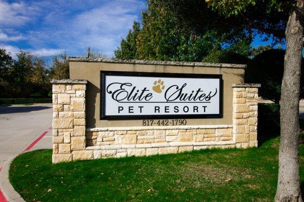 Elite Suites Pet Resort - Southlake