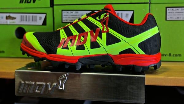 Inov-8 X-talon 200