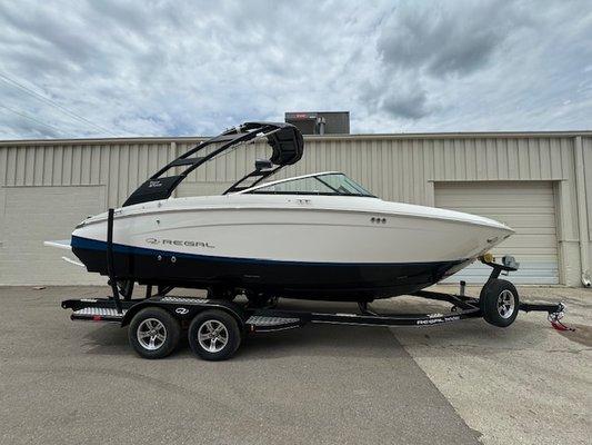 Beautiful Regal LS4 Surf ready for a ride.