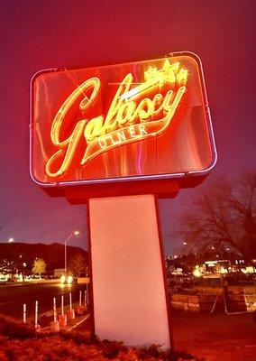 Galaxy Diner sign