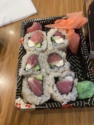 Tuna roll add cream cheese