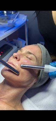 Microcurrent Facial in The CryoBar West Loop FaceBar