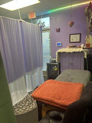 Massage Room, quiet and cozy!