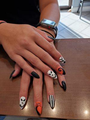 Halloween nails