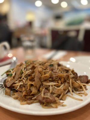 Beef chow fun