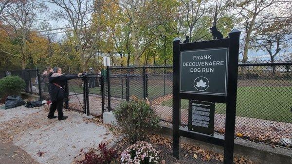 Frank Decolvenaere Dog Run