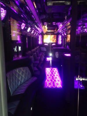 PARTY BUSSSS!!!!