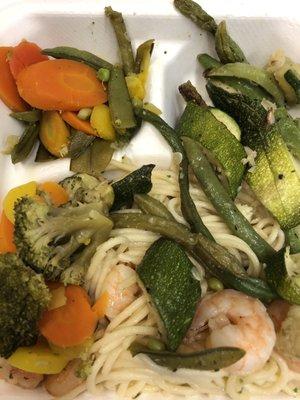 Shrimp scampi pasta with veggies