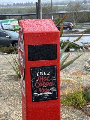 Rainy days= free hot cocoa for kids