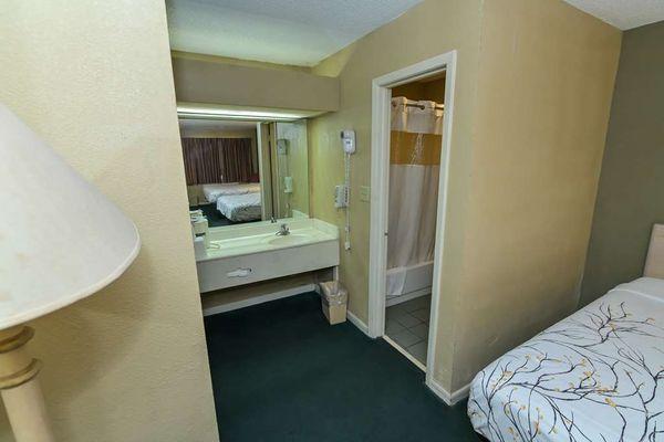 Americas Best Value Inn Meridian