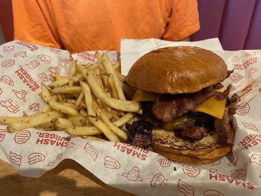 Smoked Bacon Brisket Burger with smash fries