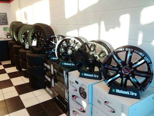 Off road wheel and tire packages