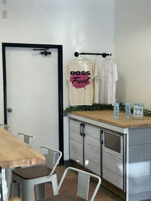 Bar stools to sit by counter.