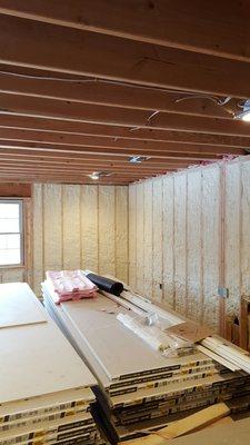 SPRAY FOAM INSULATION