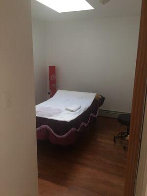 Single massages room