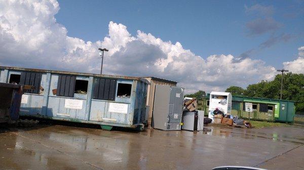 Southwest Neighborhood Recycling Center