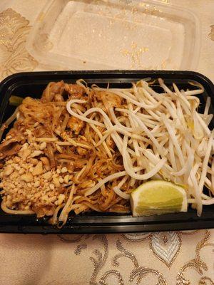 20. Pad Thai (pork, 4 stars).