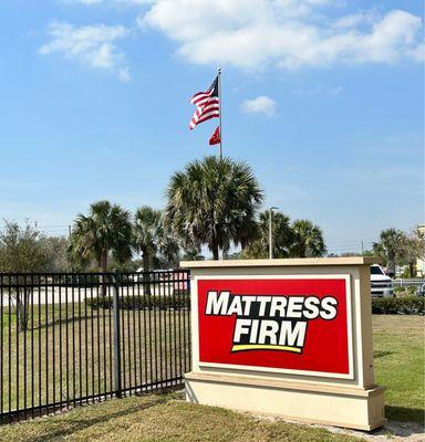 Mattress Firm Lake Wales