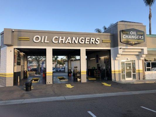 Oil Changers on Gaines St.